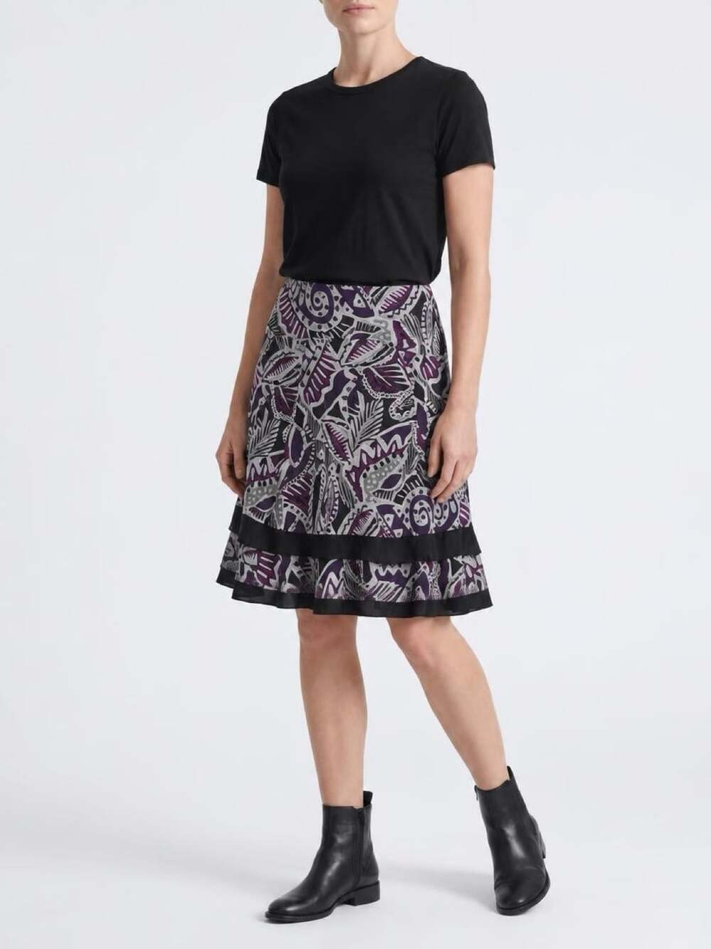 East 5th Skirt Size 14 Purple Patterned Chiffon Layered